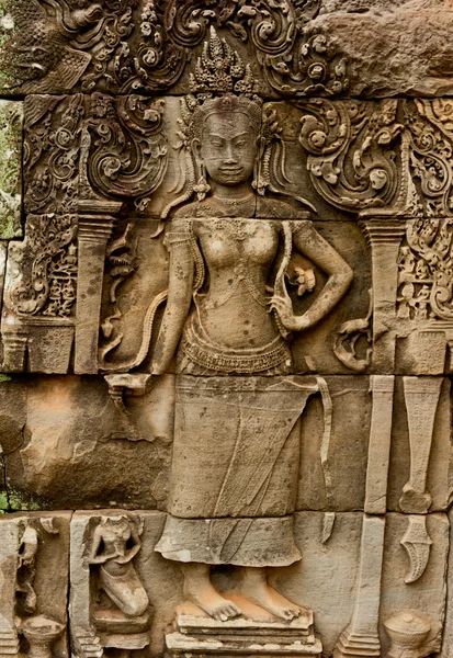 Leende ansikten i templet bayon — Stockfoto