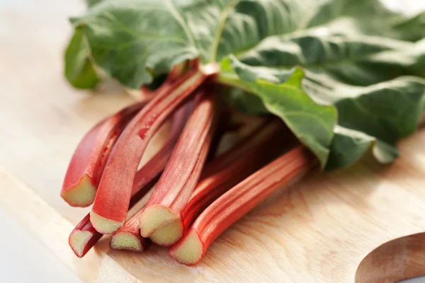 Fresh organic rhubarb — Stock Photo, Image