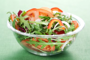 sağlıklı yeşil salata