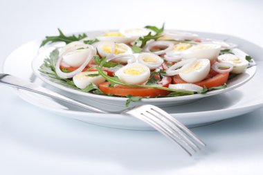 Sağlıklı yumurta salatası