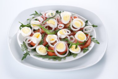 Sağlıklı yumurta salatası