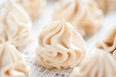 Meringues