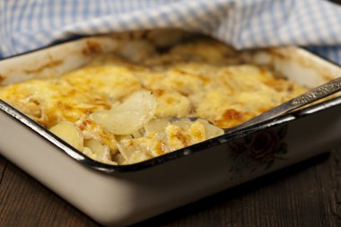 patates graten dauphinoise