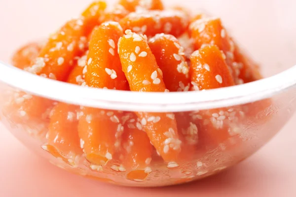 Honey glazed baby carrots — Stock Photo, Image