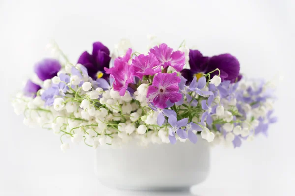 Spring flowers in vase — Stock Photo, Image