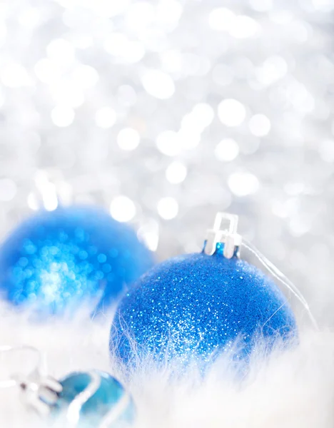 蓝色圣诞球 — 图库照片