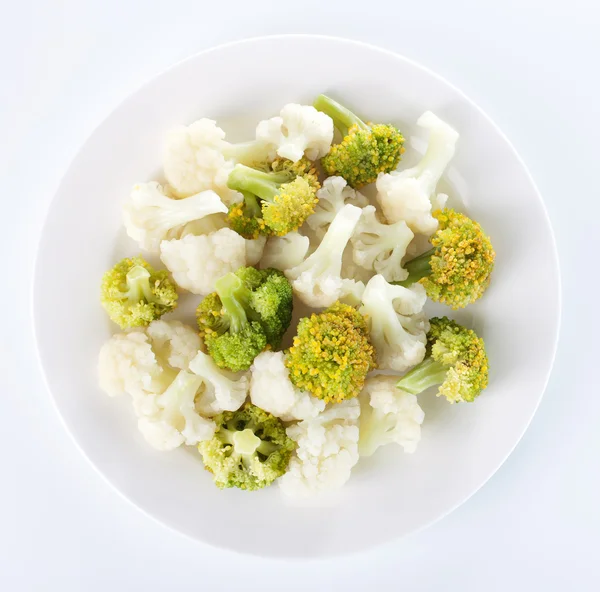 Steamed cauliflower and broccoli — Stock Photo, Image