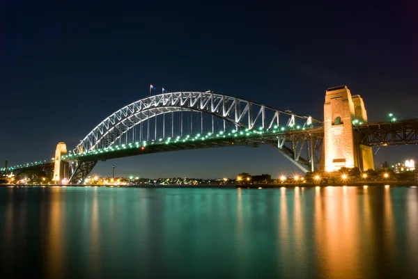 Sydney harbour bridge nattetid — Stockfoto