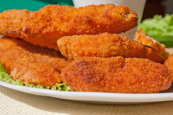 Nuggets de pollo frito —  Fotos de Stock