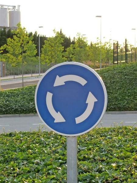 Señal de trafico (rotonda) — Stok fotoğraf