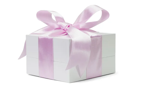 白色礼品盒与粉红色的蝴蝶结丝带 — 图库照片