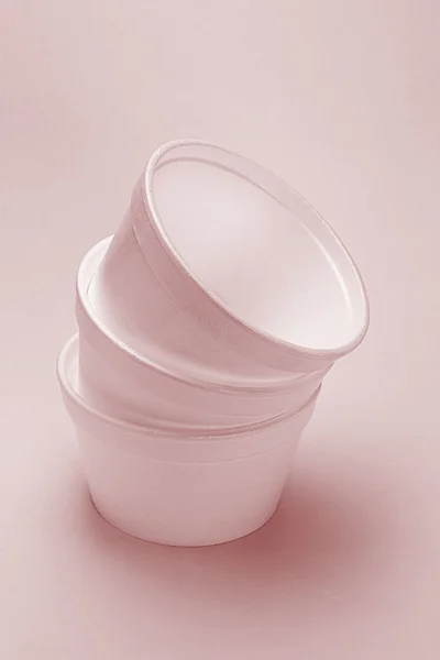 Styrofoam bowls — Stock Photo, Image