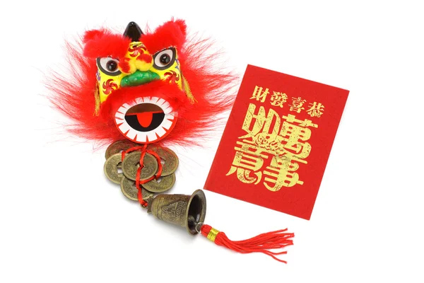 Chineses nový rok ornamenty a červené paketů — Stock fotografie