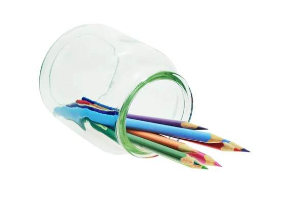 Цветные карандаши в стеклянной таре — стоковое фото