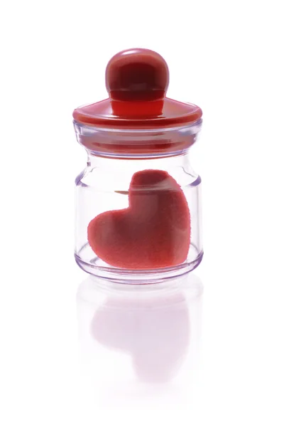 Liefde hartsymbool in mini container — Stockfoto