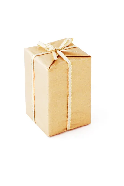 Kahverengi renk hediye kutusu — Stok fotoğraf