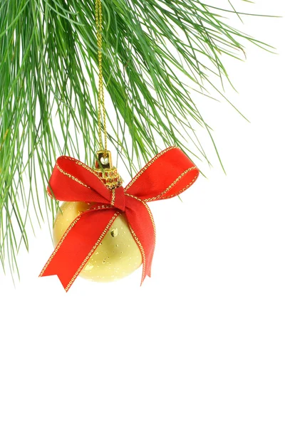 Crăciun bauble cu panglică arc roșu — Fotografie, imagine de stoc