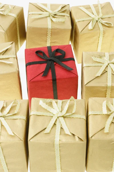 Stanalone caja de regalo roja —  Fotos de Stock
