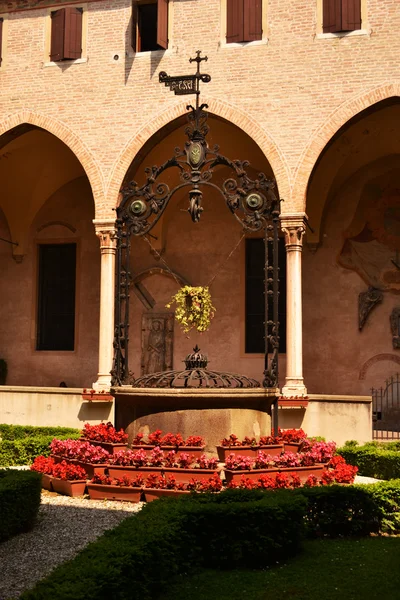 Klášter v bazilice Svatého antonio - padova, Itálie — Stock fotografie