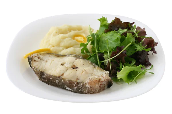 Gekookte vis met aardappelpuree — Stockfoto