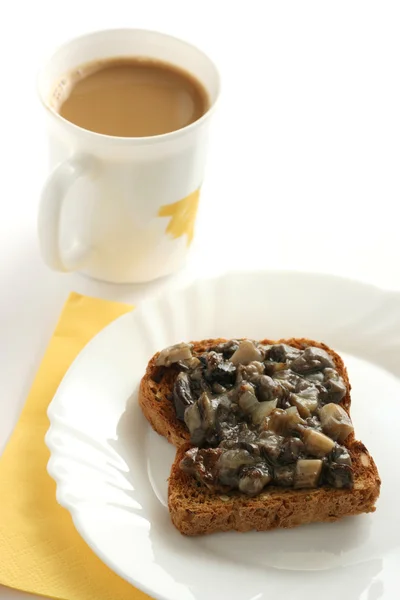 Toast with mushrooms and coffee — Stock Photo, Image