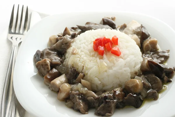 Pilze mit gekochtem Reis — Stockfoto