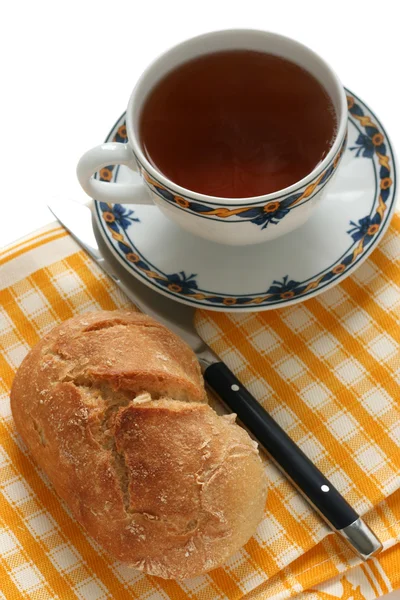 Brot mit Tee — Stockfoto