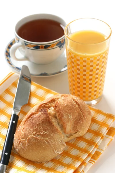 Bread with juice and tea — Stock Photo, Image