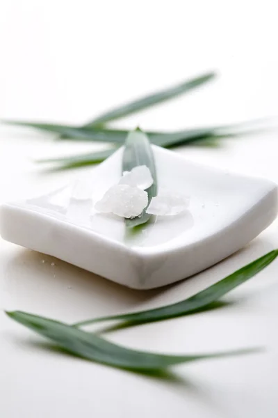 Сіль для ванни білий — стокове фото