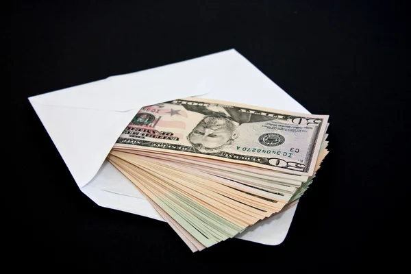 Cash in an envelope — Stock Photo, Image
