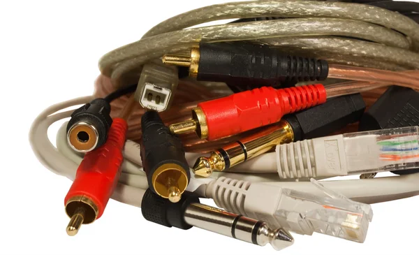Closeup zásobníku kabelů izolované na bílém — Stock fotografie