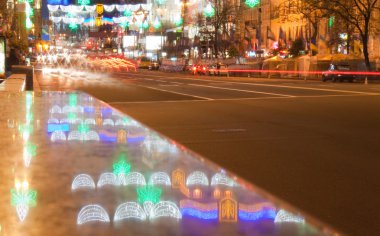 Neon ışıkları, gece, kreschatik Caddesi, kiev, Ukrayna