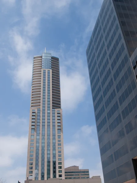 Skyskrapa i centrala — Stockfoto