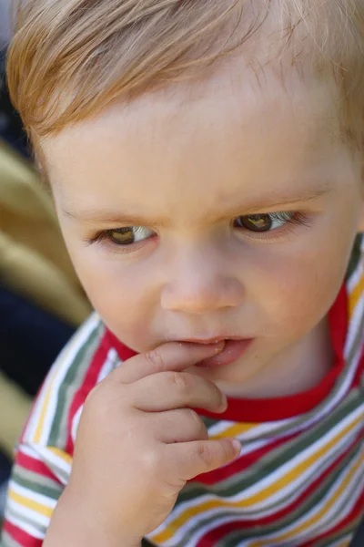 Ein einjähriges Kind im Porträt — Stockfoto
