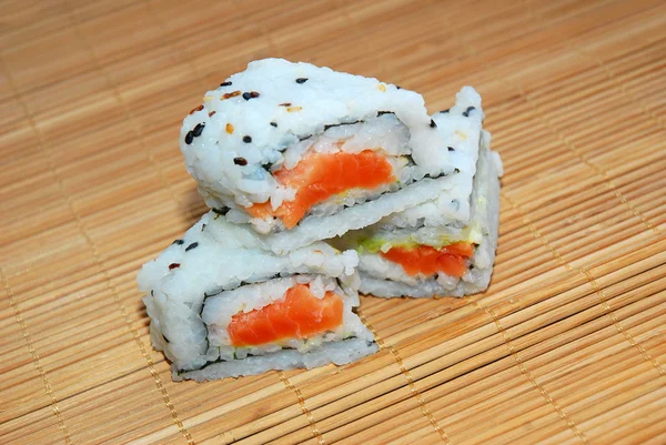 Jedzenie sushi — Zdjęcie stockowe