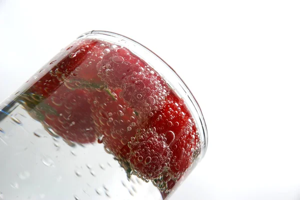 Raspberry dalam air — Stok Foto