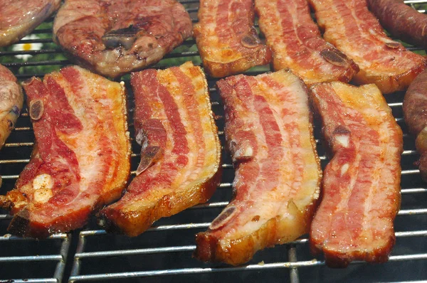Carne de barbacoa —  Fotos de Stock