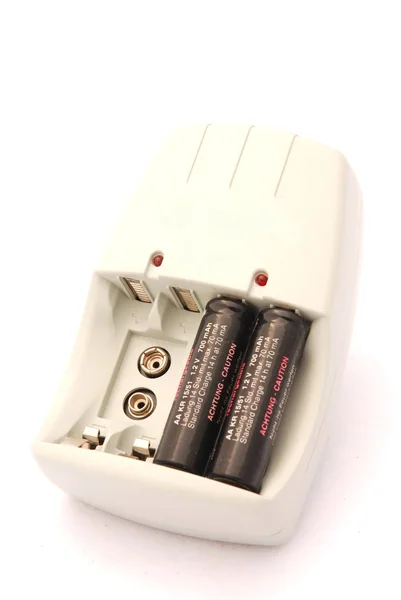 Batteriladdaren — Stockfoto