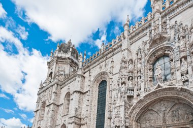 Lizbon Katedrali cephe
