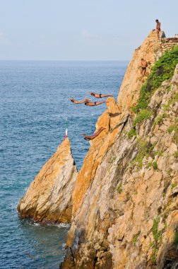 Acapulco cliffs divers clipart