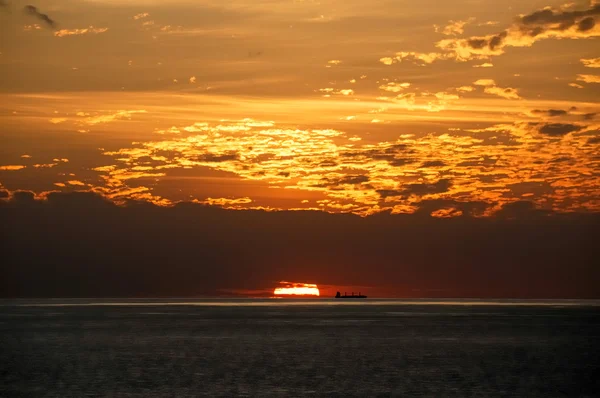 stock image Ship on the horizon