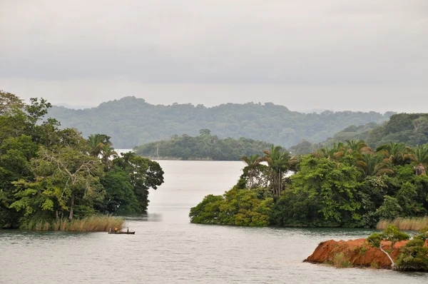 Jezioro śluzie Kanału Panamskiego — Zdjęcie stockowe