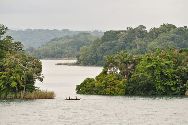 Jezioro śluzie Kanału Panamskiego — Zdjęcie stockowe