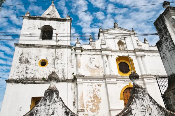 在尼加拉瓜的古代大教堂 免版税图库照片