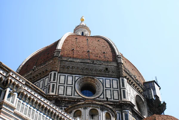 在佛罗伦萨的圆顶的屋顶 — 图库照片