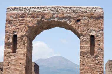 Vesuvius yay arkasında