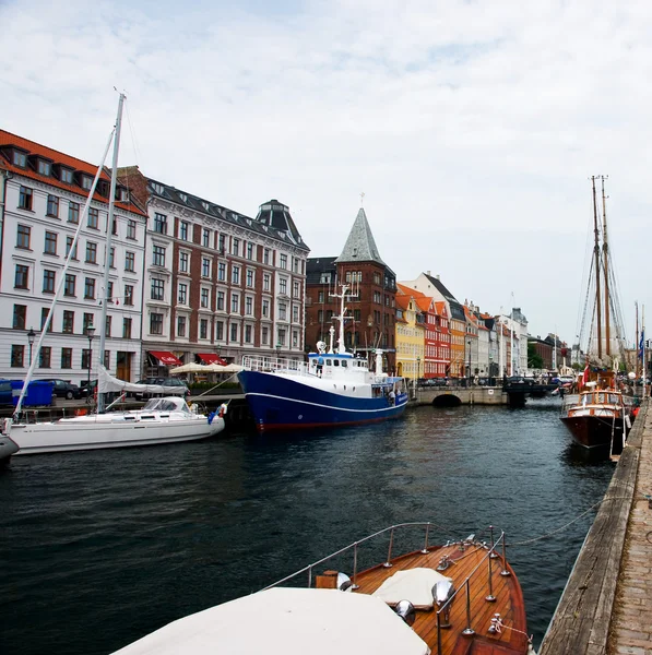 Nyhavn - polular ιστορικός τόπος στην Κοπεγχάγη — Φωτογραφία Αρχείου