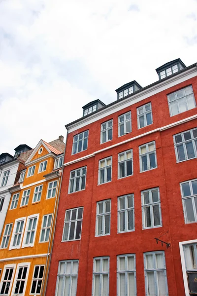 Traditional architecture in Nyhavn — Stock Photo, Image