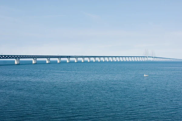 Oresunds bridge from the swedish side over to Denmark — Stock Photo, Image