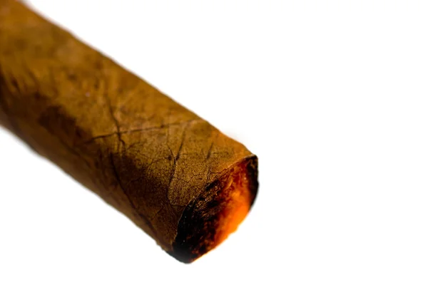 燃烧的雪茄 — 图库照片